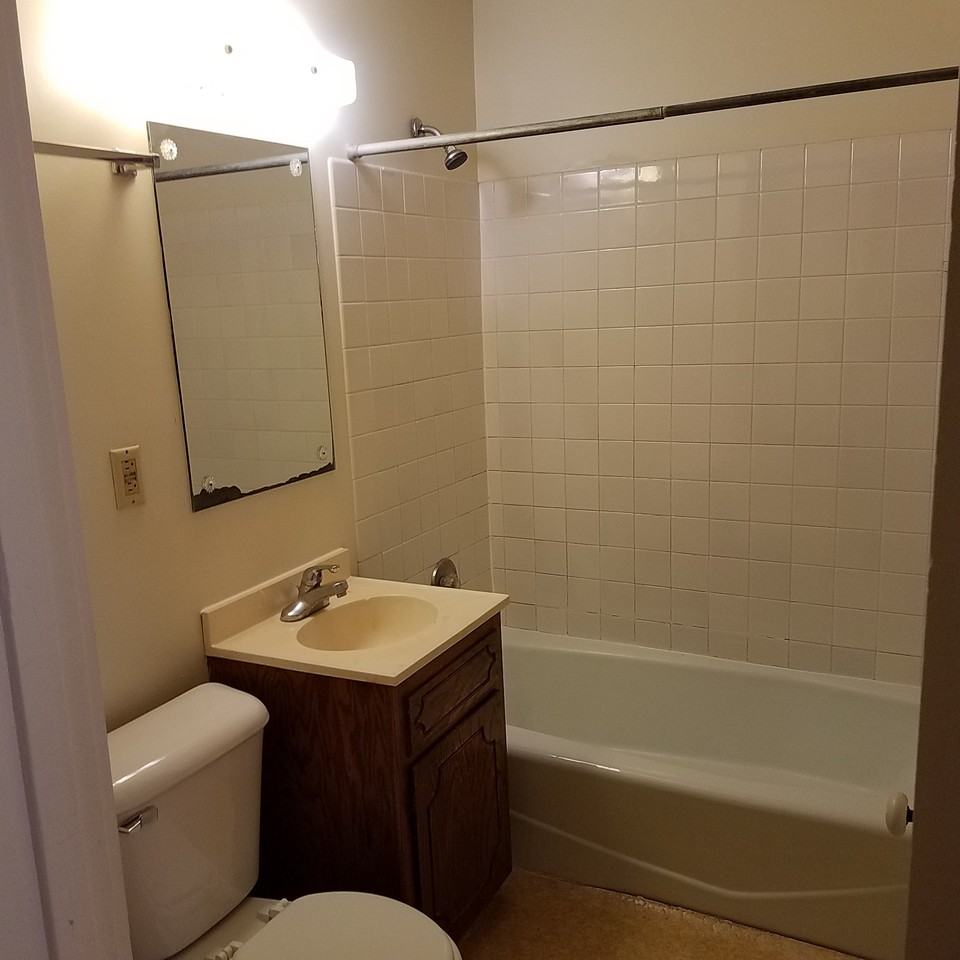 93 North Milton Street - Photo 7 of 14