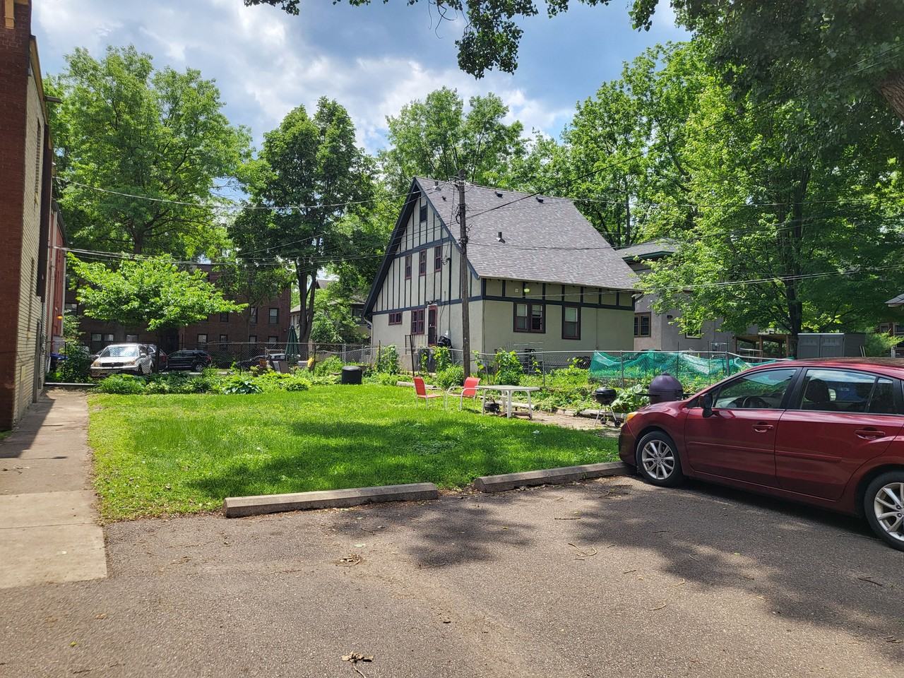 99 North Milton Street - Photo 3 of 15