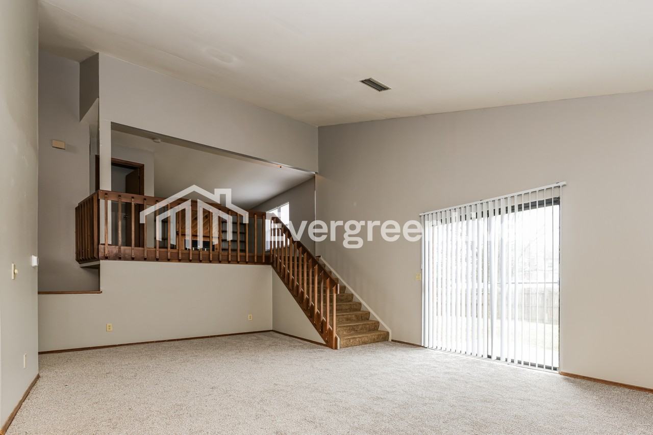 6714 Shull Rd - Photo 3 of 15