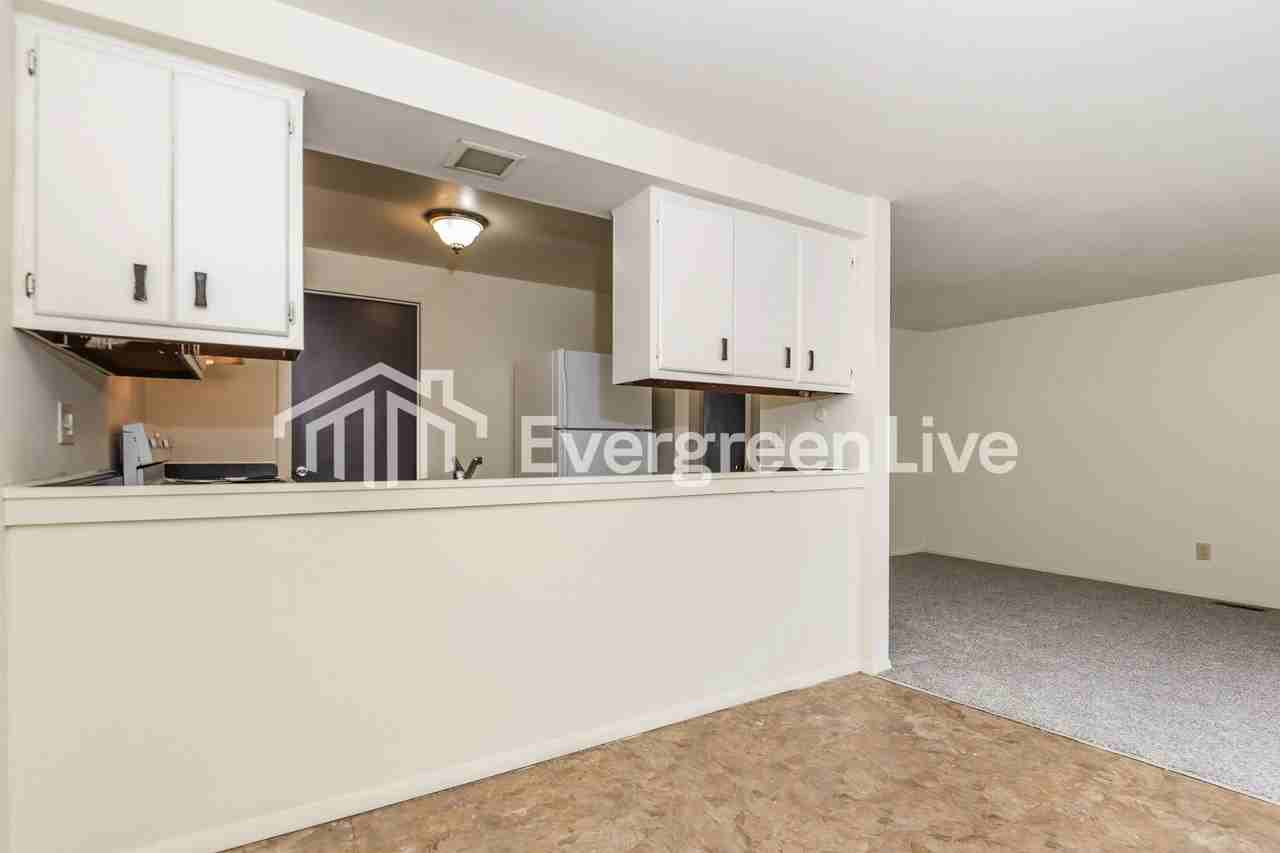 7699 Mount Hood - Photo 5 of 15