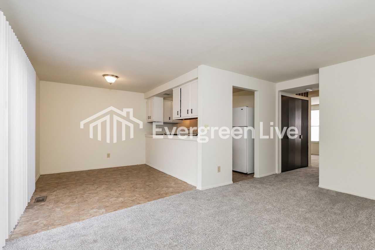 7699 Mount Hood - Photo 7 of 15