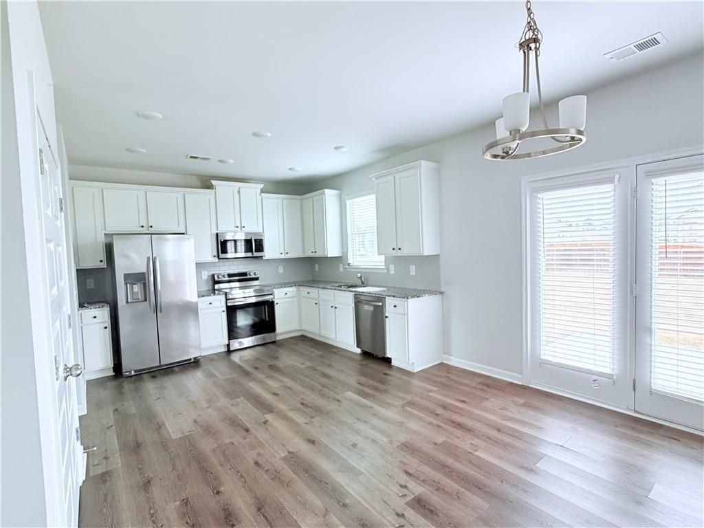 409 Mcginnis Cir - Photo 6 of 32