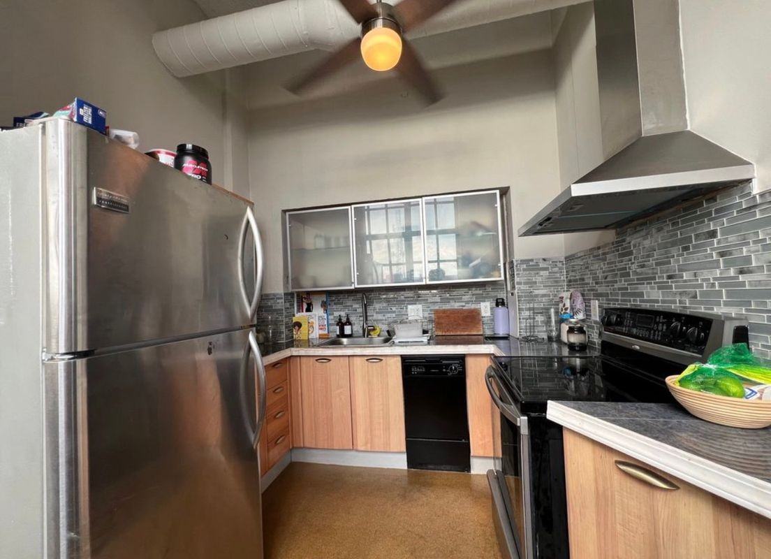 6533 E Jefferson Ave - Photo 5 of 20