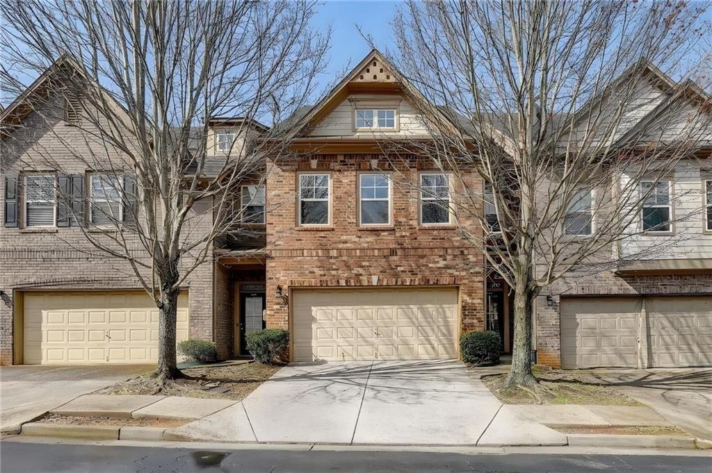 979 Parkside Wood Ct