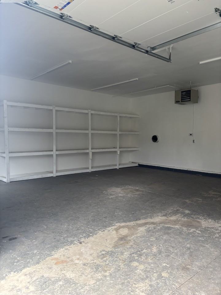 152 S Portage St - Photo 2 of 7