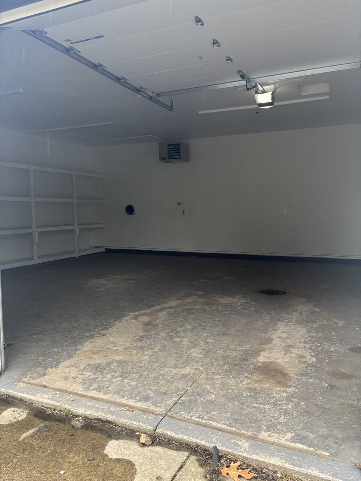 152 S Portage St - Photo 3 of 7