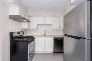 5086 Waterman Blvd - Photo 1 of 1