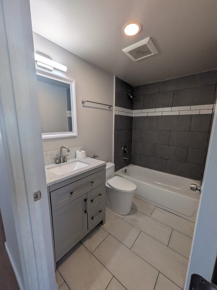 8160 Oleander Ave #1 - Photo 7 of 19