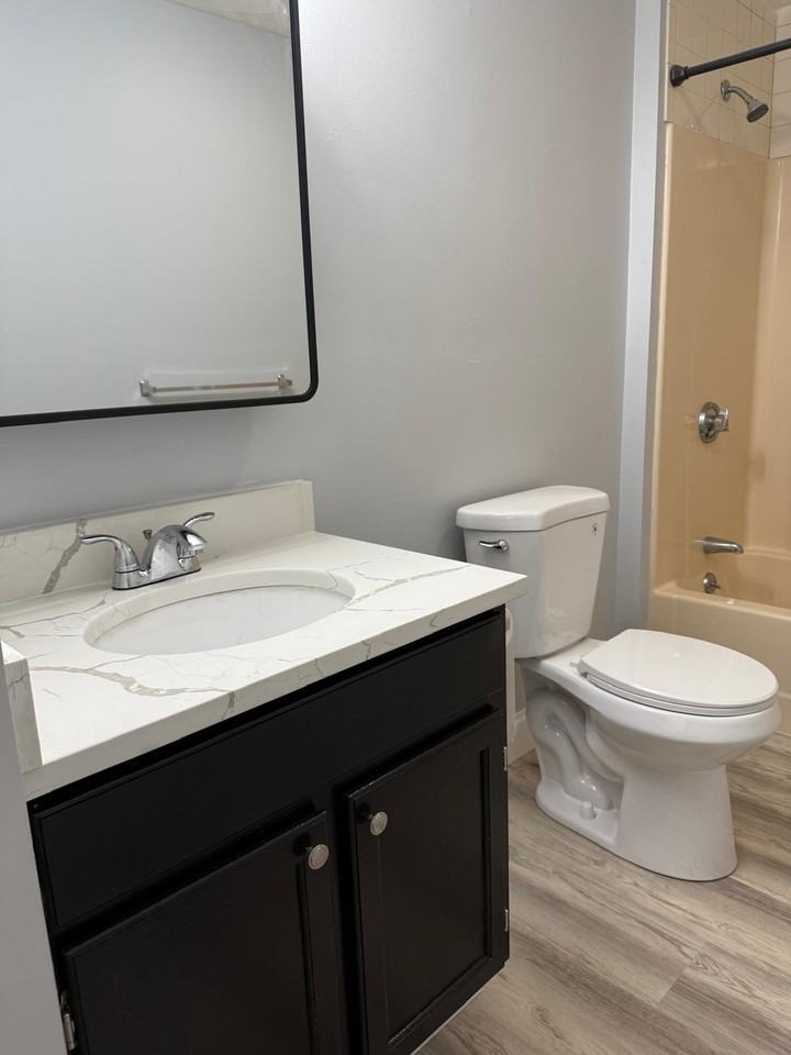 61 Vale St - Photo 4 of 15