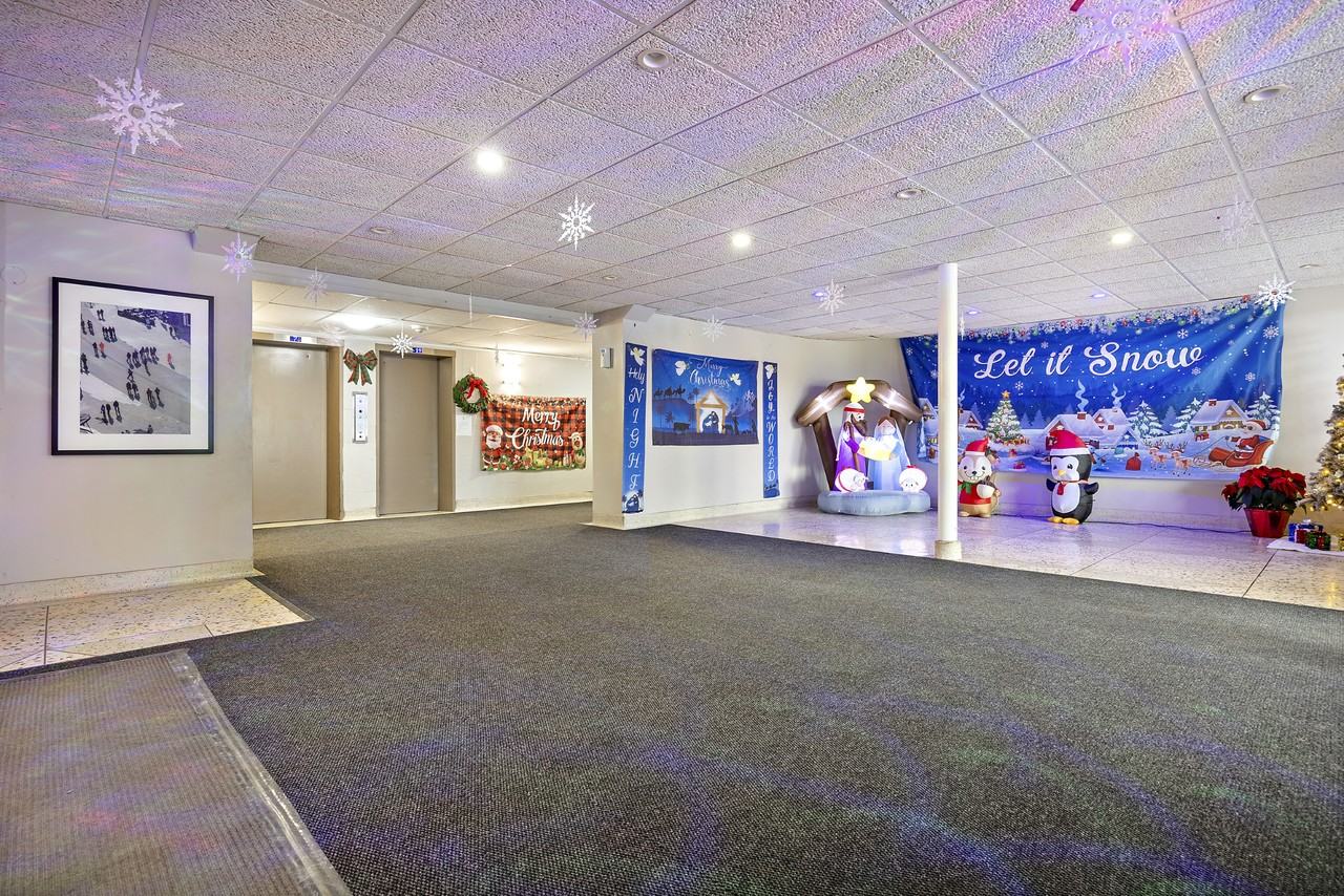 70 Esther Lorrie Drive - Photo 6 of 9