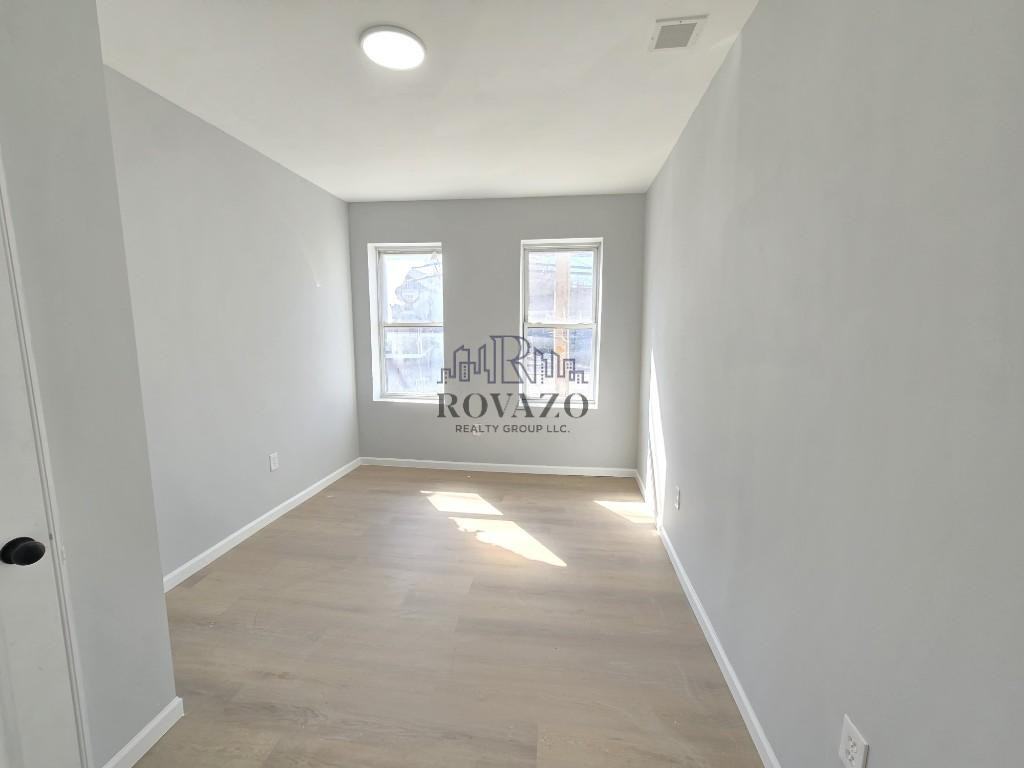 387 Avon Avenue #2R, 3R - Photo 3 of 9