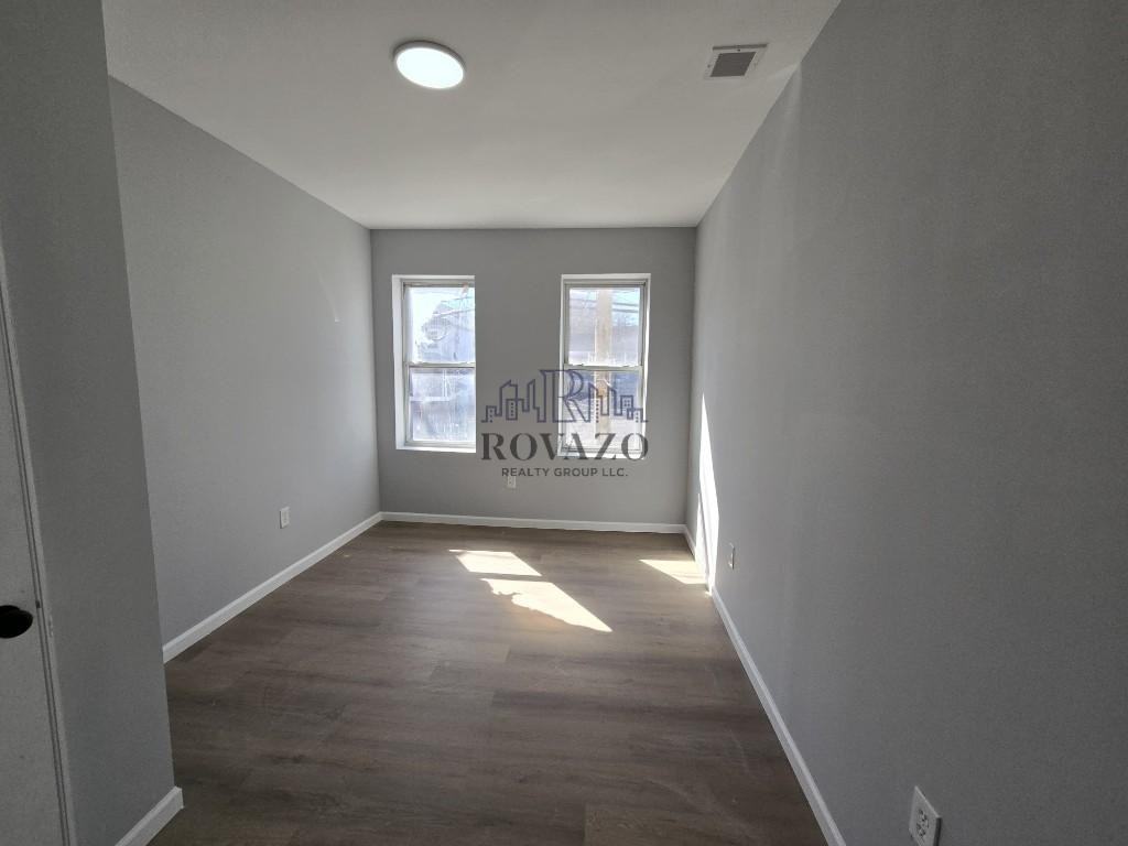 387 Avon Avenue #2R, 3R - Photo 7 of 9