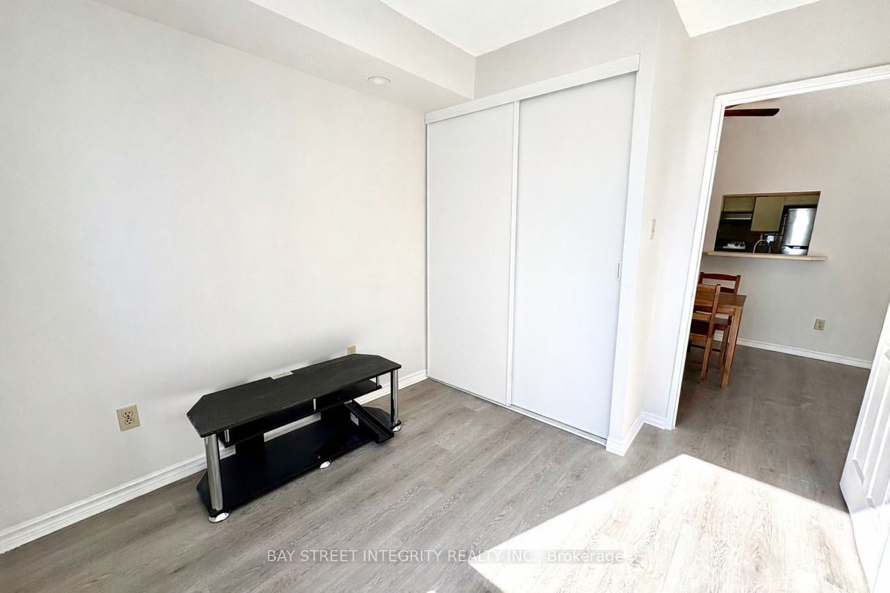 265 Enfield Place #1011 - Photo 7 of 13