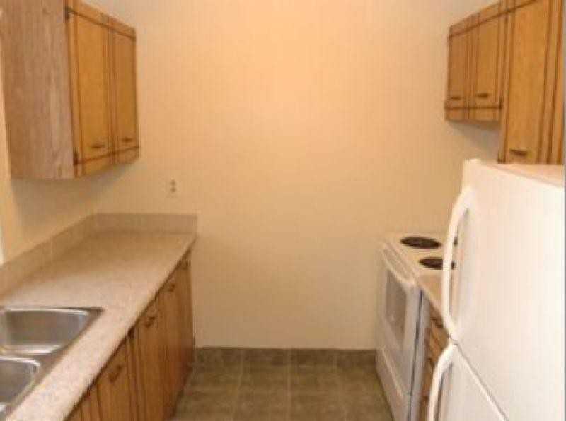 183 Lisgar Avenue - Photo 6 of 6