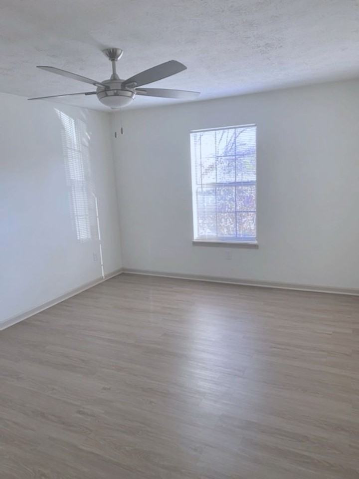 600 Cove Lake Village - Photo 6 of 16