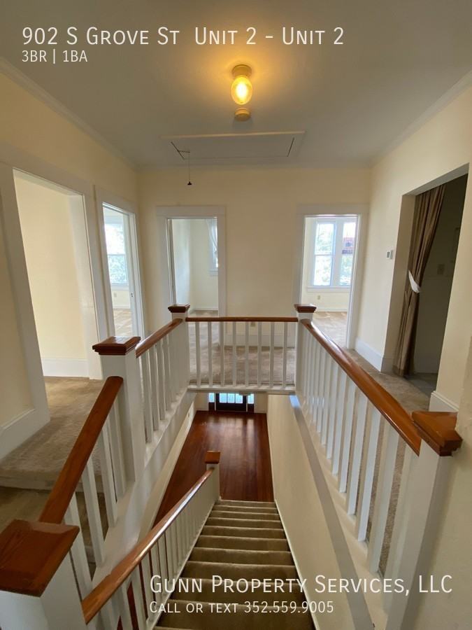 902 S Grove St Apt 2 #2 - Photo 4 of 24