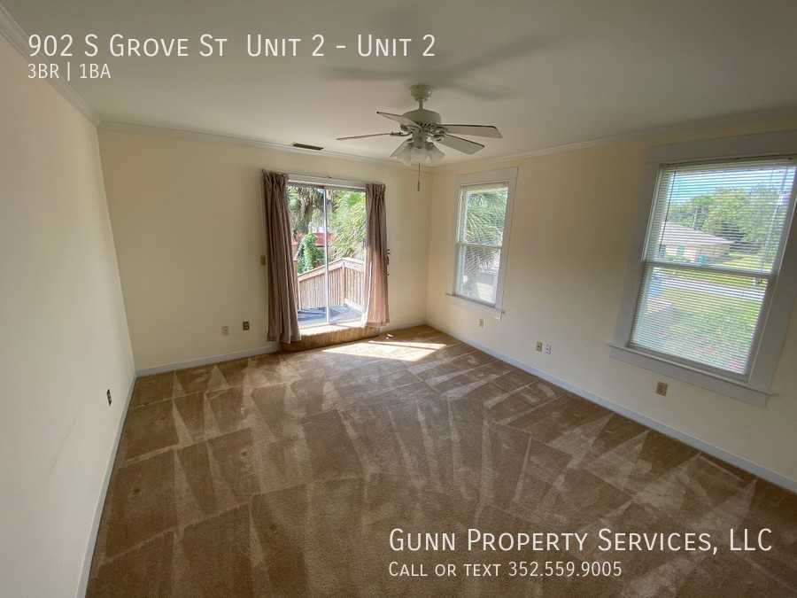 902 S Grove St Apt 2 #2 - Photo 7 of 24