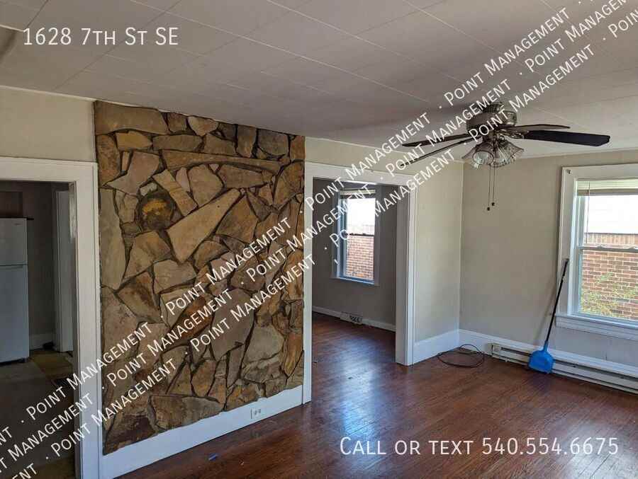 1628 7th St Se - Photo 3 of 14