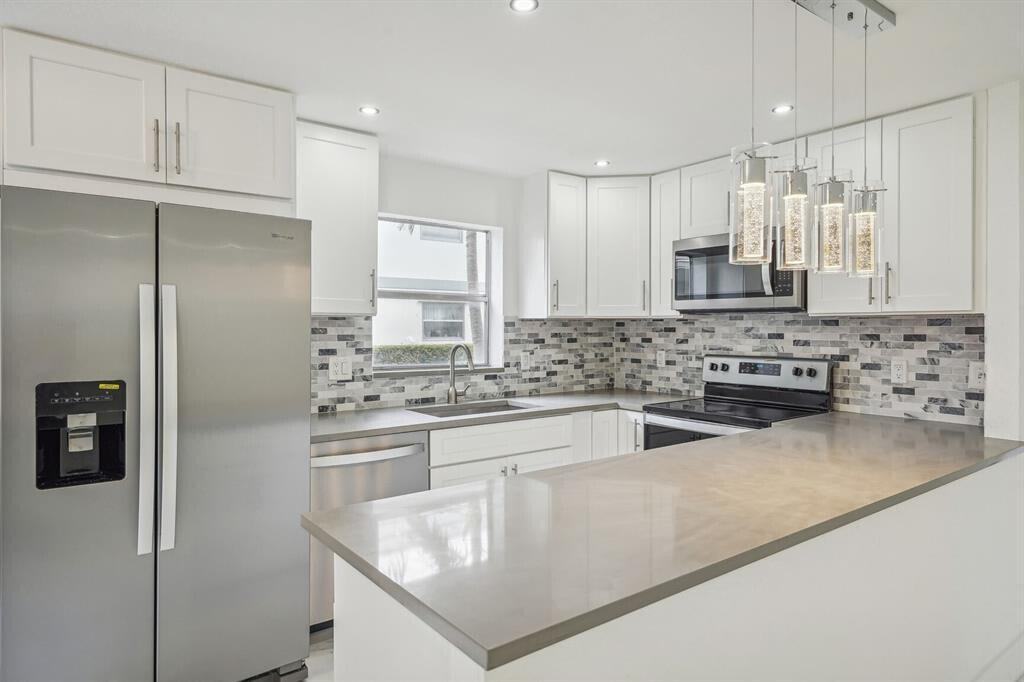 100 Monaco Ct #100 - Photo 5 of 13