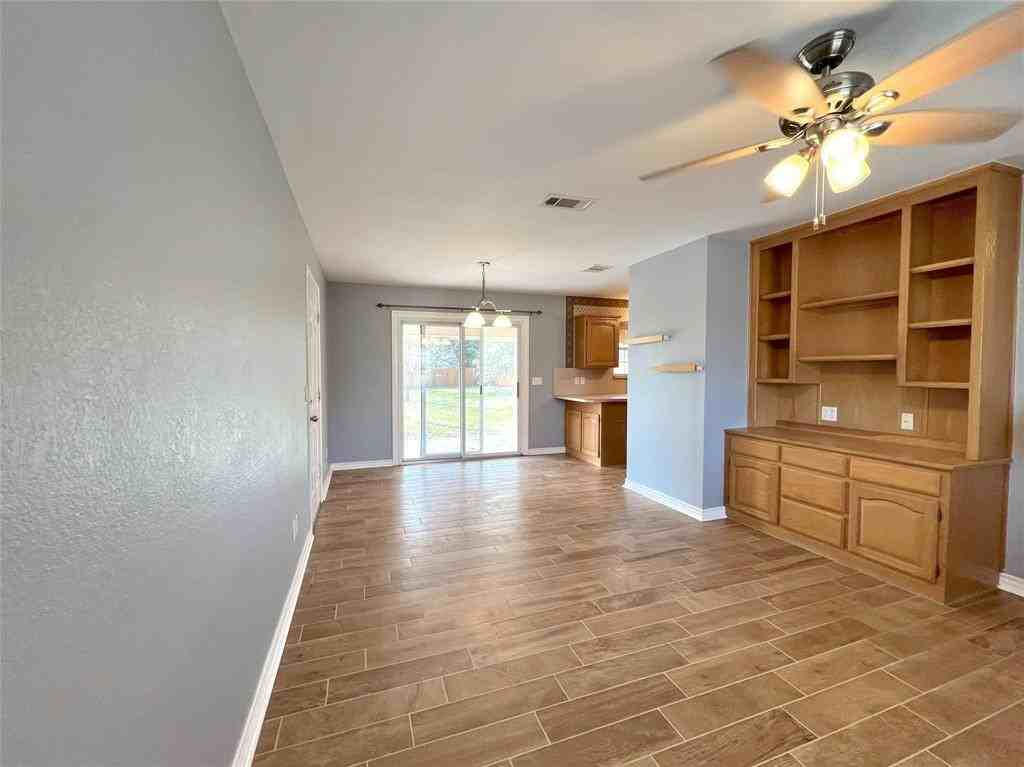 408 W Morton St #408 - Photo 2 of 20