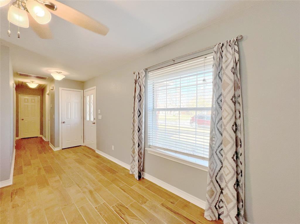 408 W Morton St #408 - Photo 7 of 20