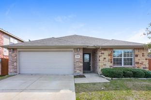 2040 Shawnee Trl - Photo 1 of 1