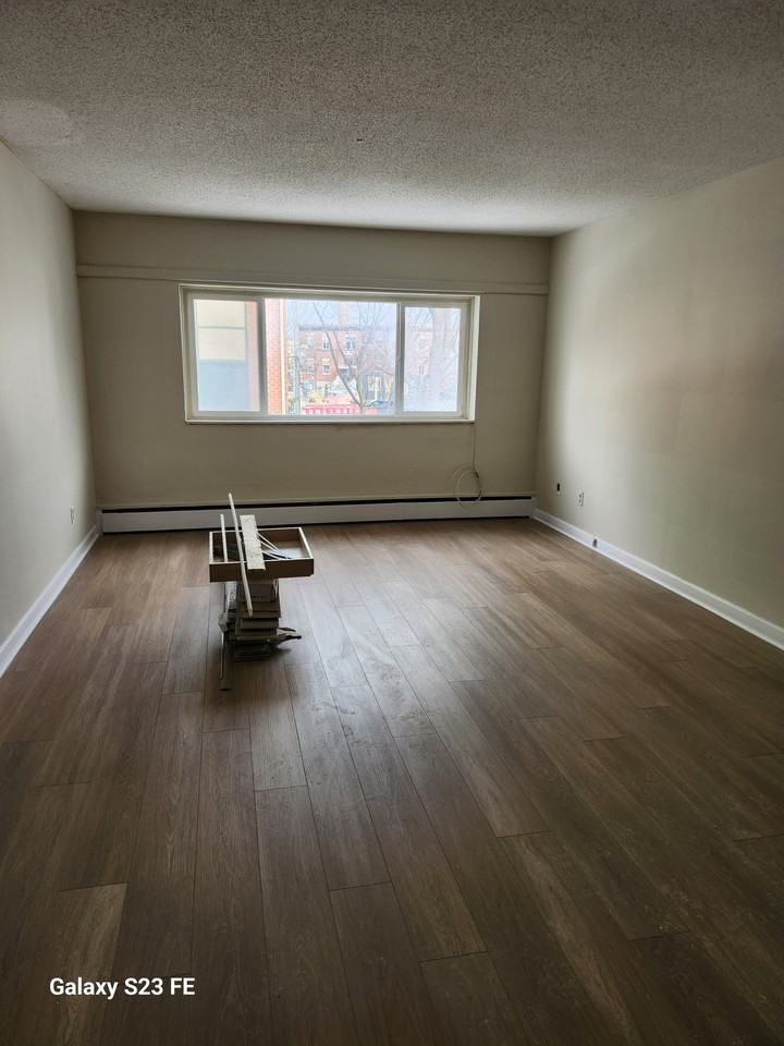 344 Dundas Street - Photo 5
