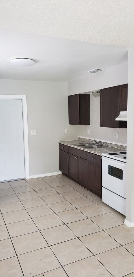 3790 67th Ave N #A - Photo 4 of 7