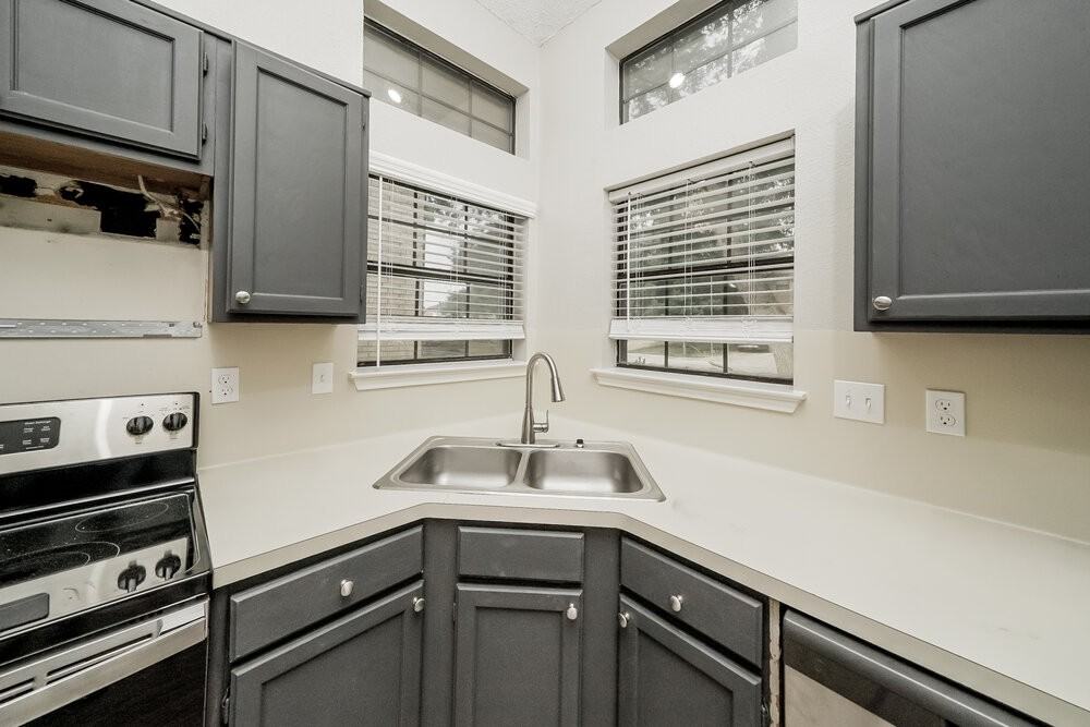 1307 Jasmine Dr - Photo 7 of 21