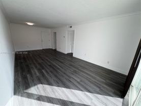 633 S Royal Poinciana Blvd - Photo 1 of 1