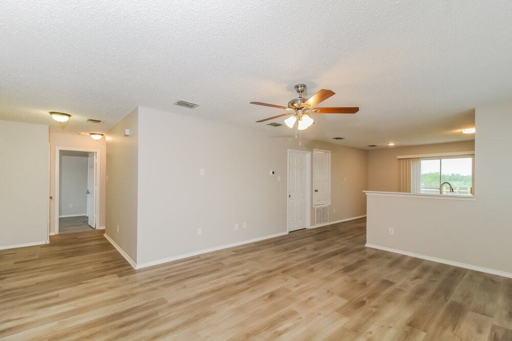 1311 Dakota Trl - Photo 6 of 16