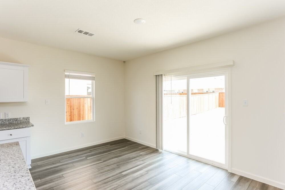 1832 Pueblo St - Photo 5 of 17