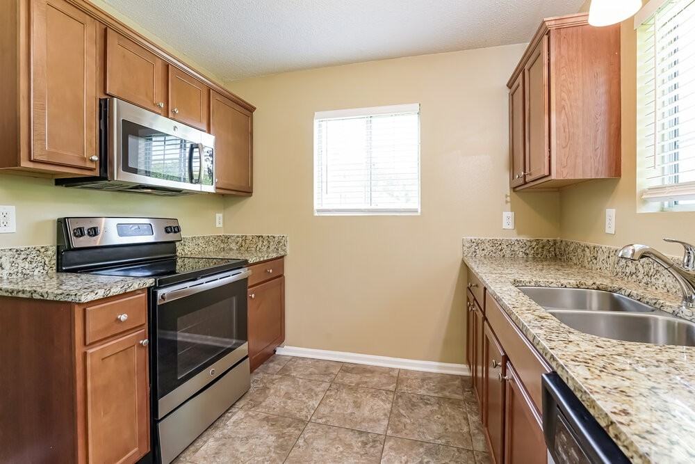 2650 Stratford Lake Rd - Photo 7 of 16