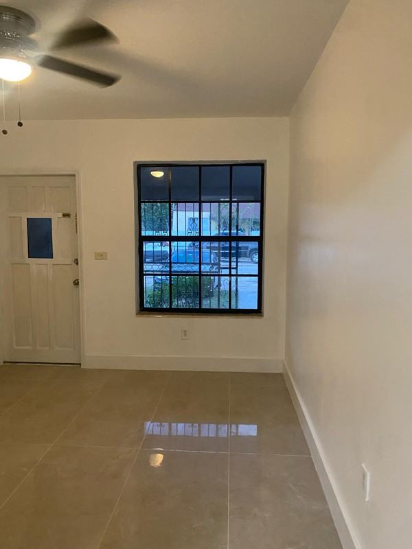 29 Nw 68th St - Photo 2 of 17