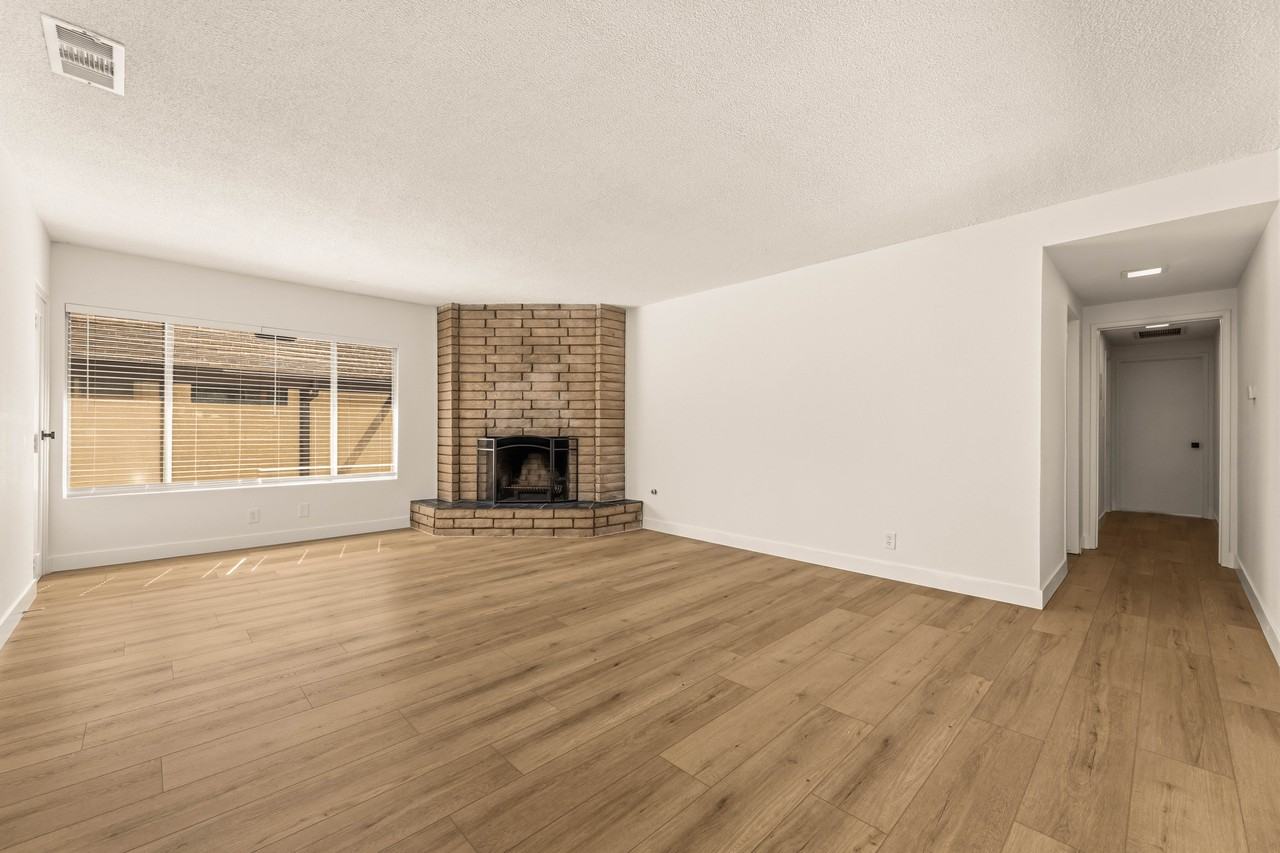 100 N El Molino St #C - Photo 5 of 20