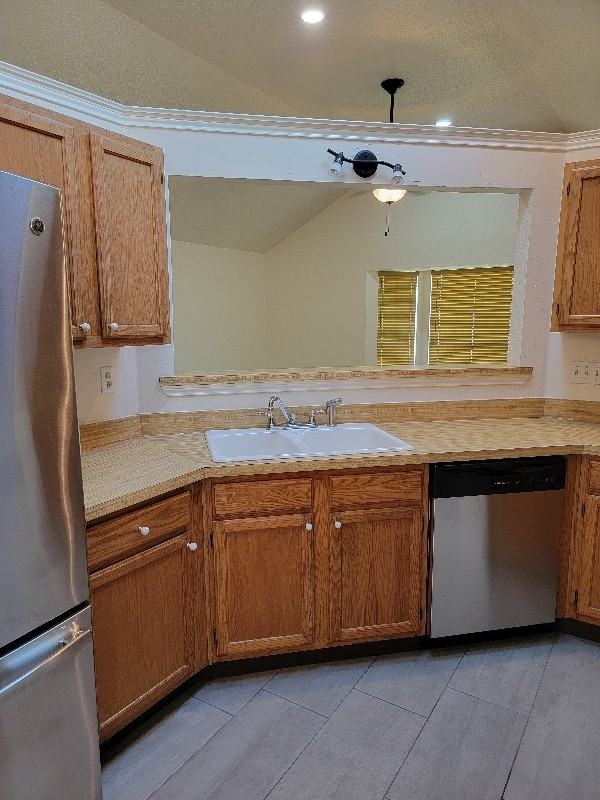 1436 Wheatfield Dr - Photo 5 of 16