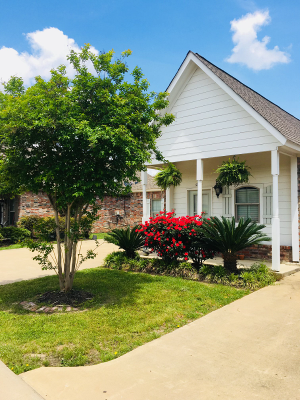 244 Lenox Brg - Photo 2 of 14