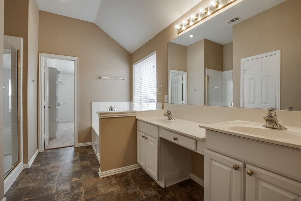 125 Hickman St - Photo 5 of 10