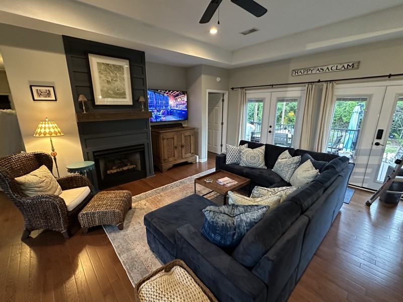 8 Downing Ct - Photo 2 of 28