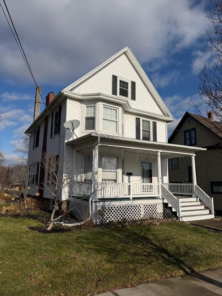 190 Lafayette Ave - Photo 4 of 20