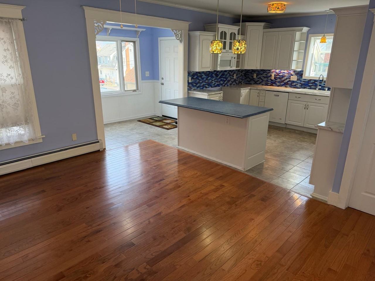 190 Lafayette Ave - Photo 6 of 20