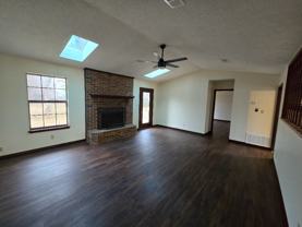 199 Lakeside Ln - Photo 1 of 1