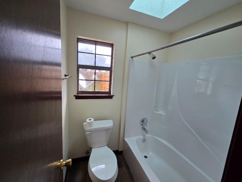 199 Lakeside Ln - Photo 7 of 19