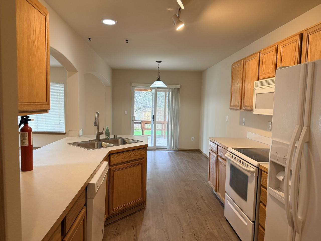 2808 187th Street East - Photo 5 of 25