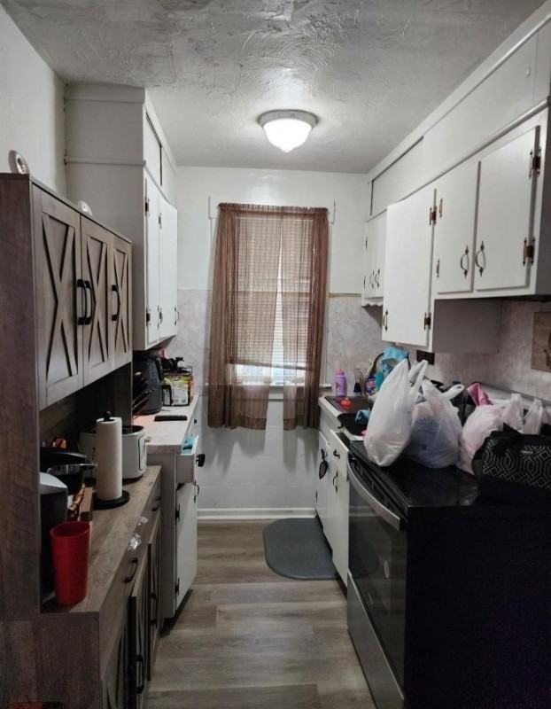 412 Burgess St #1 - Photo 2 of 4