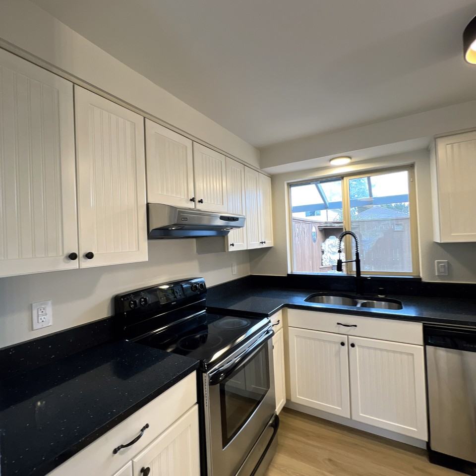 20011 35th Ave W - Photo 7 of 16