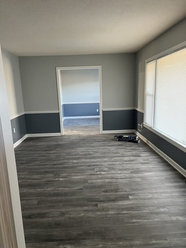 639 N College Rd - Photo 6 of 13