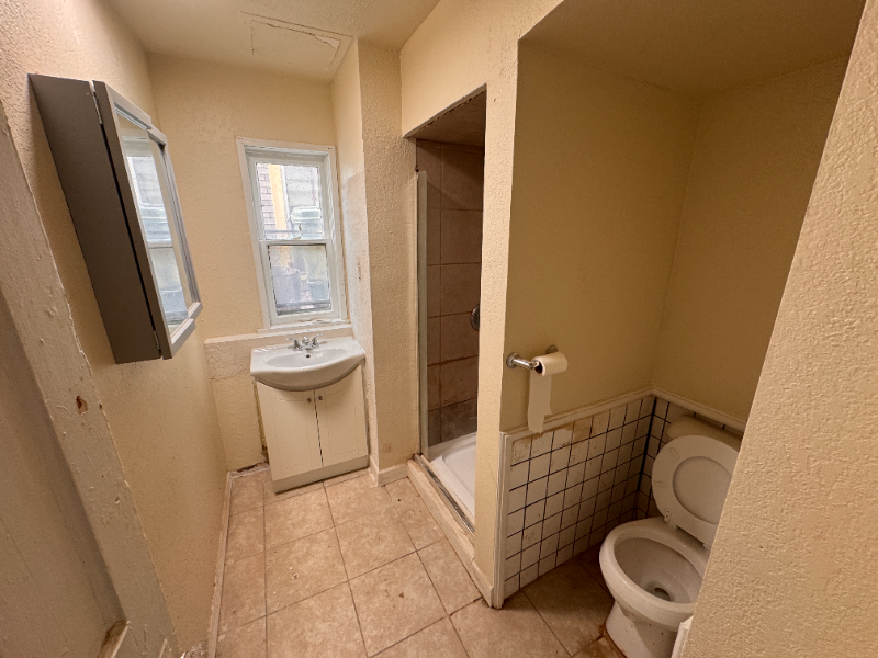 2004 W Lincoln Ave - Photo 5 of 6