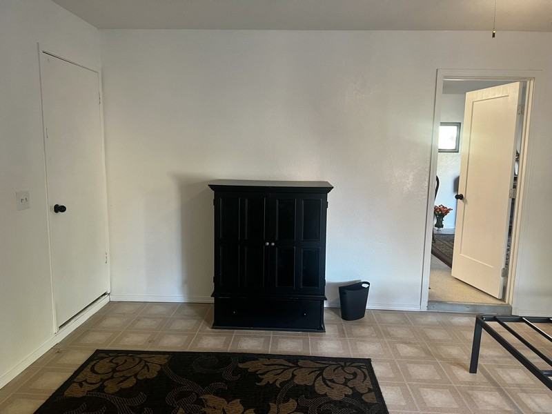 3 S County Center Dr - Photo 7 of 11