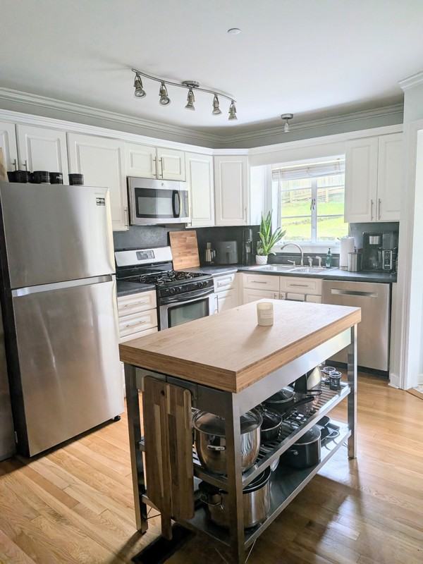 4409 N Lookout St - Photo 3 of 10